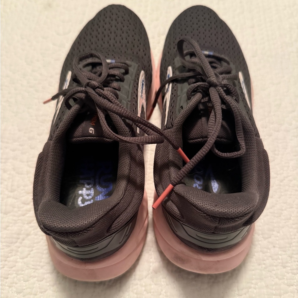 Brooks Women's Grey and Pink Athletic Shoes - Picture 3 of 7
